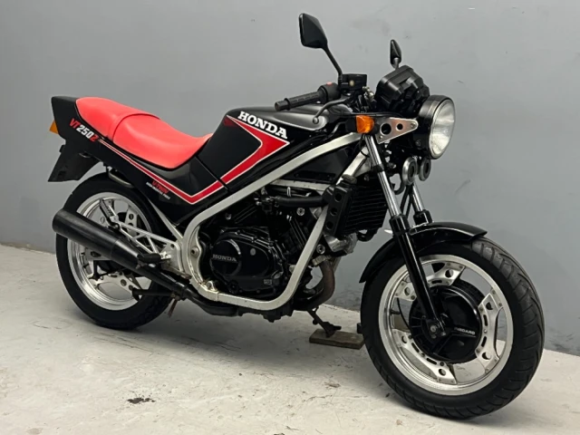 Honda VT 250 Z (1984)
