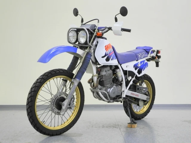 Honda XLR250R Baja (1987)
