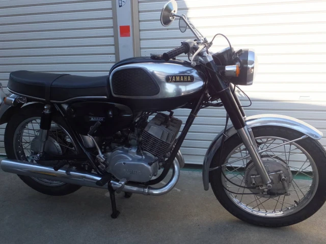 Yamaha 350 R1 (1967)