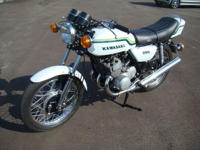 Kawasaki 250 S1 Mach I (1972)