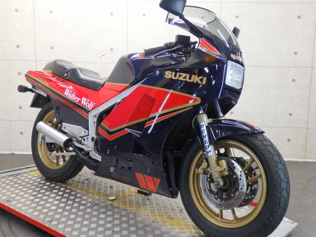 Suzuki RG500 Gamma Walter Wolf Special Version (1985)