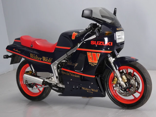 Suzuki RG500 Gamma Walter Wolf Special Version (1986)