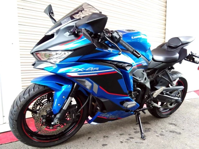 Kawasaki Ninja ZX-4R SE (2024)