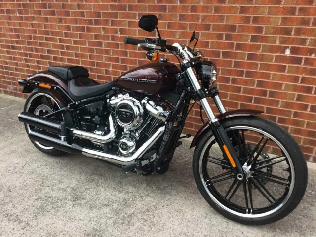 Harley-Davidson FXBR Softail Breakout (2018)