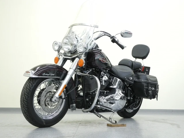 Harley-Davidson FLSTCI Softail Heritage Classic (2001)