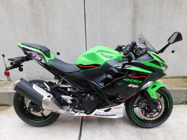 Kawasaki Ninja 400 KRT Edition (2022)